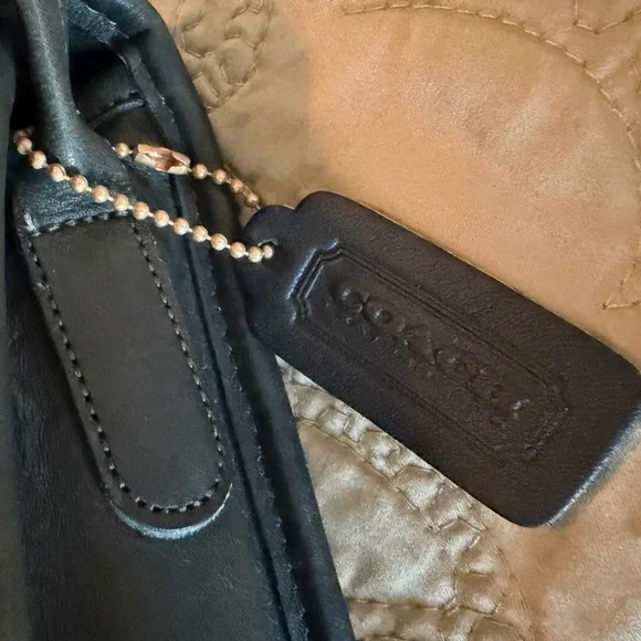 Vintage 90s Coach Chrystie Deepest Forest Green Leather Crossbody Bag Rare Color - Picture 11 of 16